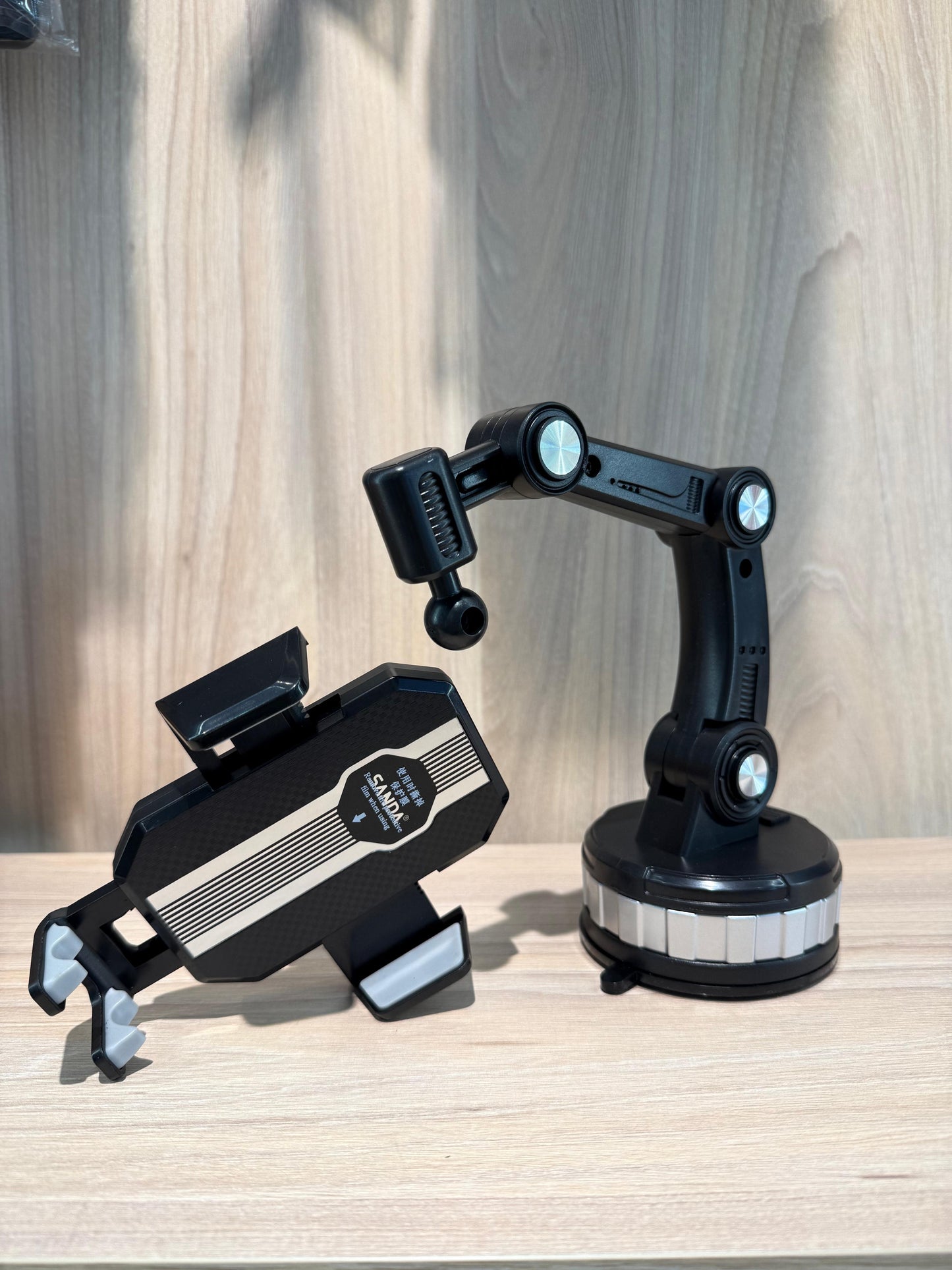 Soporte para Teléfono Móvil de Coche con Base de Succión - Modelo XO-C77 - TECNOLOGIA YI_MI