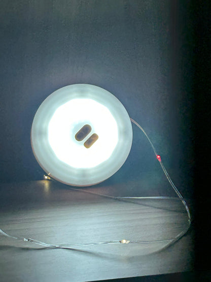 Lámpara Multifuncional con Base Recargable y Luces LED - TECNOLOGIA YI_MI